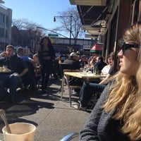 4/7/2012 tarihinde Enea R.ziyaretçi tarafından Athens Cafe'de çekilen fotoğraf