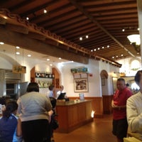 Photo taken at Olive Garden by Ana D. on 7/8/2012