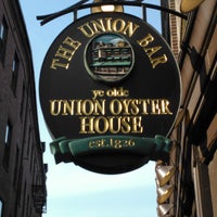 Photo taken at Union Oyster House by Caroline S. on 5/26/2012