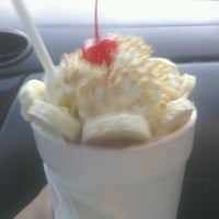 Photo taken at Yummy Yummy Ice Cream by Connie L. on 6/28/2012