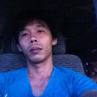 Photo taken at ท่ารถตู้ปิ่นเกล้า-บ้านโป่ง by Tong on 3/15/2012