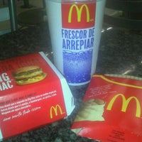 Photo taken at McDonald&amp;#39;s by Rodrigo A. on 4/30/2012