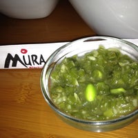 รูปภาพถ่ายที่ Mura Japanese Restaurant โดย John G. เมื่อ 5/30/2012