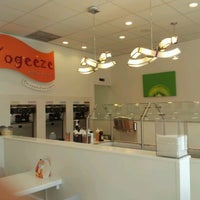 Photo taken at Yogeeze Frozen Yogurt by Colton L. on 8/10/2012