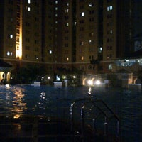 Photo taken at Swimming pool by Hendra L. on 7/17/2012