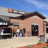 Foto tomada en Indianapolis Southside Harley-Davidson  por Tim M. el 6/23/2012