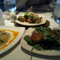 3/16/2012 tarihinde Phyllis K.ziyaretçi tarafından Zins Restaurant'de çekilen fotoğraf