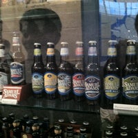 3/16/2012 tarihinde Joonseok O.ziyaretçi tarafından Samuel Adams Brewery'de çekilen fotoğraf