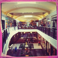 6/23/2012 tarihinde Devin J.ziyaretçi tarafından Parkway Place Mall'de çekilen fotoğraf