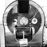 Das Foto wurde bei Blanchard&amp;#39;s Coffee Co. Roast Lab von Jeff R. am 6/26/2012 aufgenommen