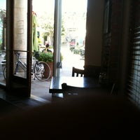Photo taken at Corner Bakery Cafe by Hector G. D. on 4/28/2012