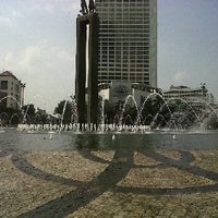 Photo taken at Water Fountain GI by Choco J. on 4/15/2012