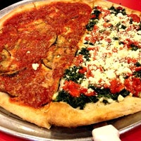 Снимок сделан в Mazzella&amp;#39;s Italian Restaurant пользователем Kimmie S. 4/19/2012