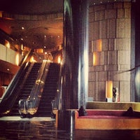 8/31/2012 tarihinde Z Z.ziyaretçi tarafından Lobby Lounge'de çekilen fotoğraf