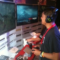 รูปภาพถ่ายที่ GameSpot Base Station featuring CNET โดย Stephanie เมื่อ 7/15/2012