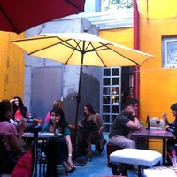 Foto scattata a &amp;#39;Disiac Lounge da Gino H. il 5/17/2012
