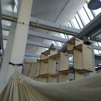 2/25/2012 tarihinde Marco B.ziyaretçi tarafından Vectorealism Factory (c/o Made in MaGe)'de çekilen fotoğraf