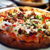 California Pizza Kitchen Pizza Place