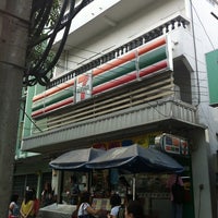 Photo taken at 7-Eleven by อานนท์ ก. on 3/17/2012
