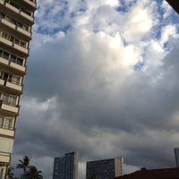 Снимок сделан в Coconut Waikiki Hotel пользователем Steve G. 8/1/2012