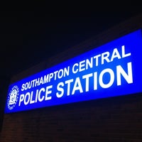 Foto diambil di Southampton Central Police Station oleh Chris T. pada 8/17/2012