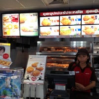 Photo taken at KFC by ศิริวรรณ ว. on 8/4/2012