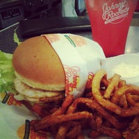 Johnny Rockets (Now Closed) - American Restaurant in Downtown Sacramento
