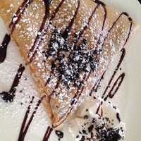 Photo taken at Crepe Town by Parery T. on 2/11/2012