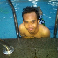 Photo taken at Gading Icon Swiming Pool by Agung P. on 3/10/2012