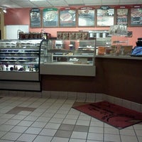 รูปภาพถ่ายที่ Rascal House Pizza Maple Heights โดย DeAndre M. เมื่อ 2/21/2012