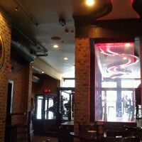 5/25/2012 tarihinde igor a.ziyaretçi tarafından Brick City Bar &amp;amp; Grill'de çekilen fotoğraf