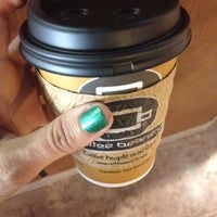 รูปภาพถ่ายที่ Coffee Beanery โดย Ingrid เมื่อ 8/7/2012