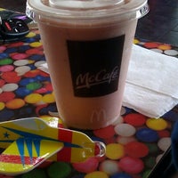 Photo taken at McDonald&amp;#39;s by Winnie N. on 6/18/2012