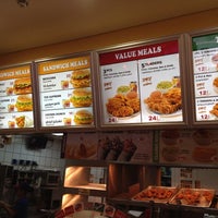 Photo taken at Texas Chicken دجاج تكساس by Abdul Wahab Y. on 4/17/2012