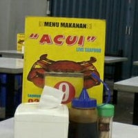 Photo taken at Acui Live Seafood by Joevhan L. on 5/19/2012