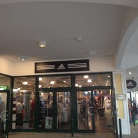 outlet store adidas