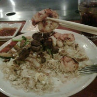 Photo taken at Sakura Japanese Steak, Seafood House &amp;amp; Sushi Bar by Gozde A. on 9/4/2012