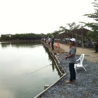 Photo taken at JJ Fishing Park by หัวใจ ส. on 7/28/2012