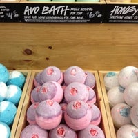 Lush Cosmetics Shop In New York