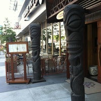 Photo taken at Trader Vic&#39;s by Andrew Q. on 6/22/2012