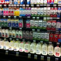 Photo taken at Sprouts Farmers Market by Miss Birdie on 3/7/2012