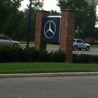 Foto scattata a Mercedes-Benz of Easton da Alberto R. il 7/29/2012