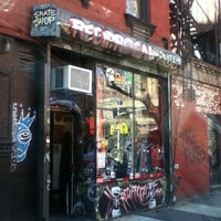 4/4/2012 tarihinde Duane E.ziyaretçi tarafından Reciprocal Skateboards'de çekilen fotoğraf