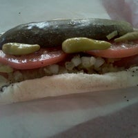 Foto tomada en Wholly Joe&amp;#39;s Chicago Eatery  por marty q. el 3/20/2012