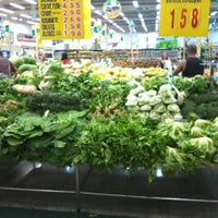 Photo taken at Supermercados Guanabara by Wellington L. on 6/30/2012