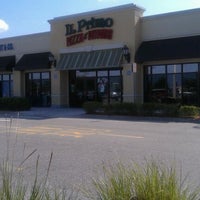 4/10/2012にPeter M.がIL Primo Pizza And Wingsで撮った写真