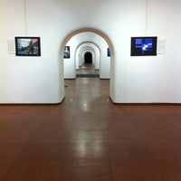 6/9/2012にEce Y.がTaksim Cumhuriyet Sanat Galerisiで撮った写真