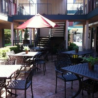 Foto tomada en Quality Inn &amp;amp; Suites Anaheim Resort  por Meghan R. el 8/19/2012