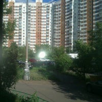 Photo taken at Двор Перерва 50 by Юлия L. on 5/25/2012