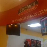 Foto diambil di Sarpino&amp;#39;s Pizzeria oleh Pyramidwest V. pada 3/20/2012